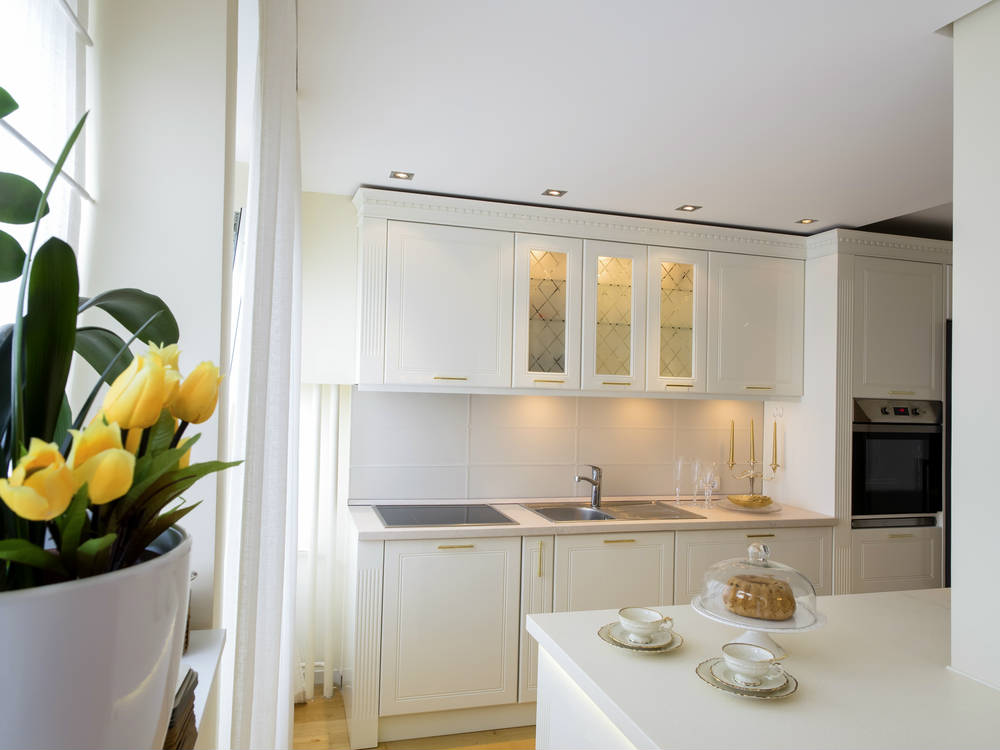 Cómo instalar luces en tus gabinetes de cocina, Iluminación