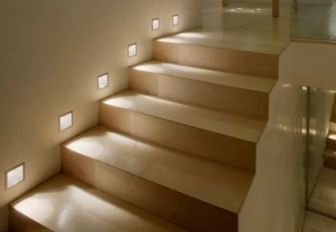 15 ideas de Luces led para escaleras interiores  escaleras, luces en  escaleras, escaleras interiores