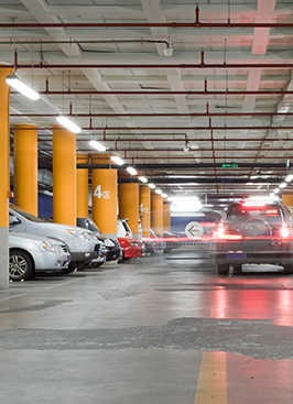 Iluminación garajes y parkings